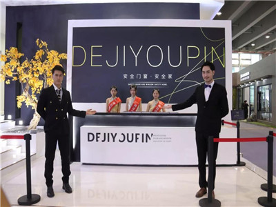 火爆现场抢先看！多图直击德技优品在2019广州建博会如何制霸全场！