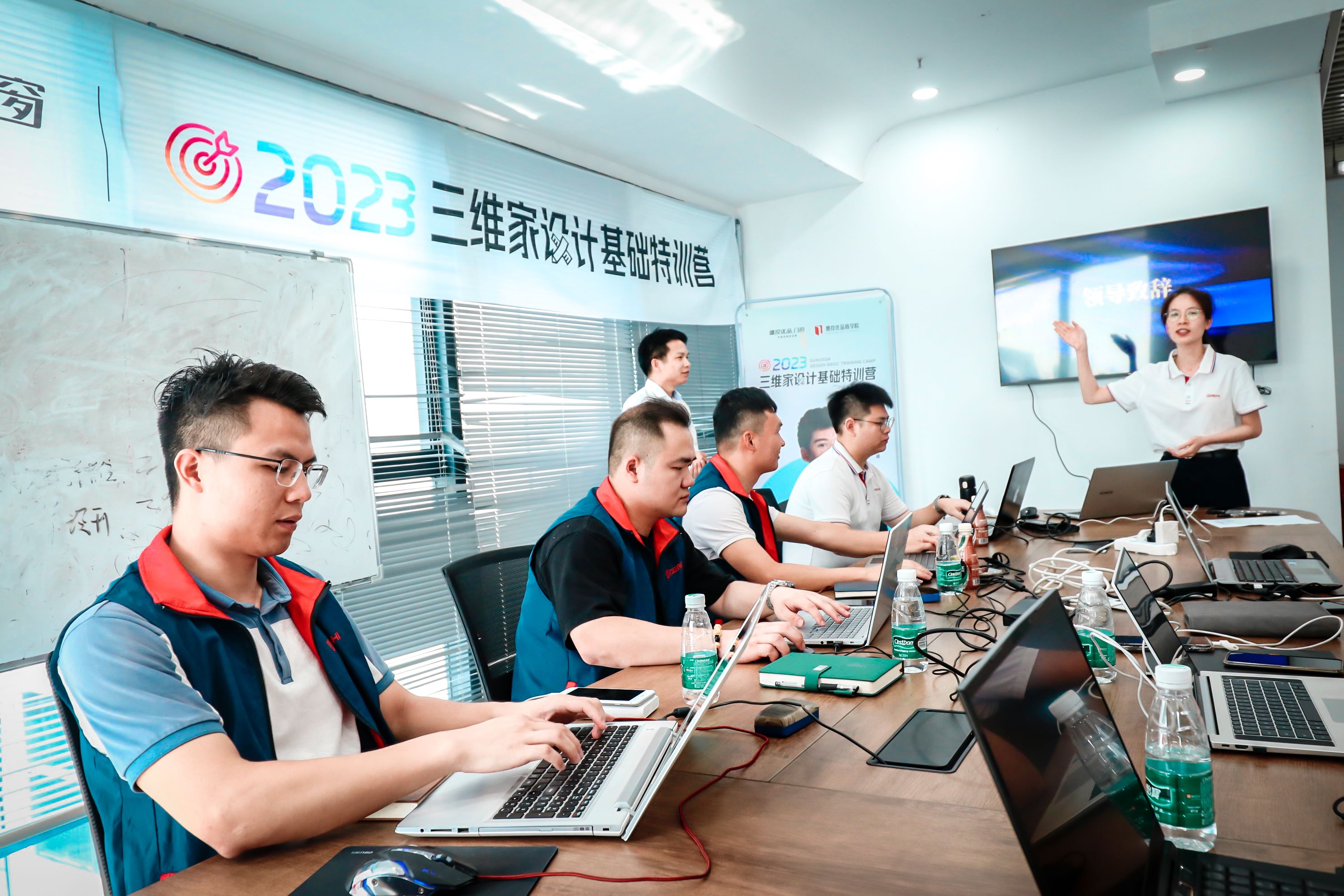 281690538040829398.jpg 6.jpg